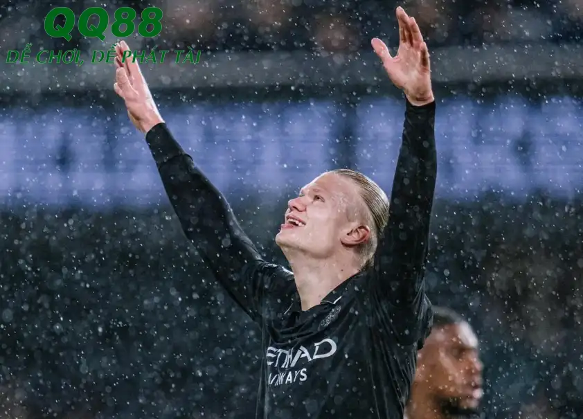 Haaland tỏa sáng trước Fulham